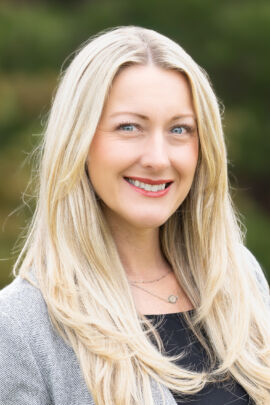 Photo of Stacy Davis