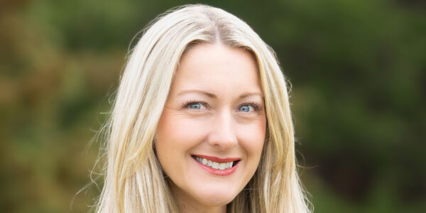 Photo of Stacy Davis