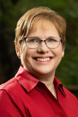 Photo of Julie Winchester