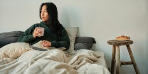 What Does It Mean to Have Abandonment Issues In Relationships? 1